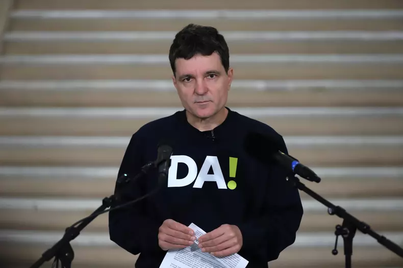 mitus - nicusor dan (35)