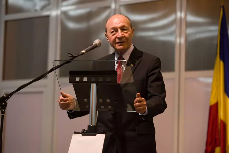 traian basescu 5