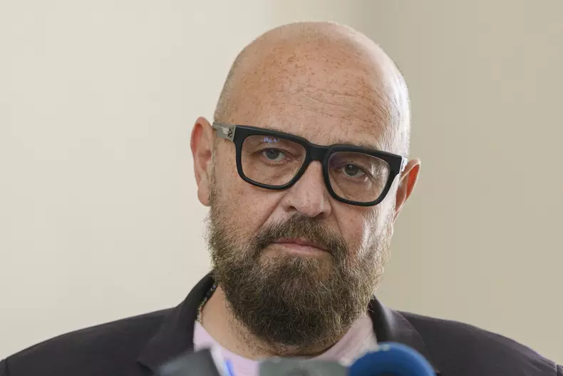 BUCURESTI - PS5 - CRISTIAN POPESCU PIEDONE - DECLARATIE DE PRESA