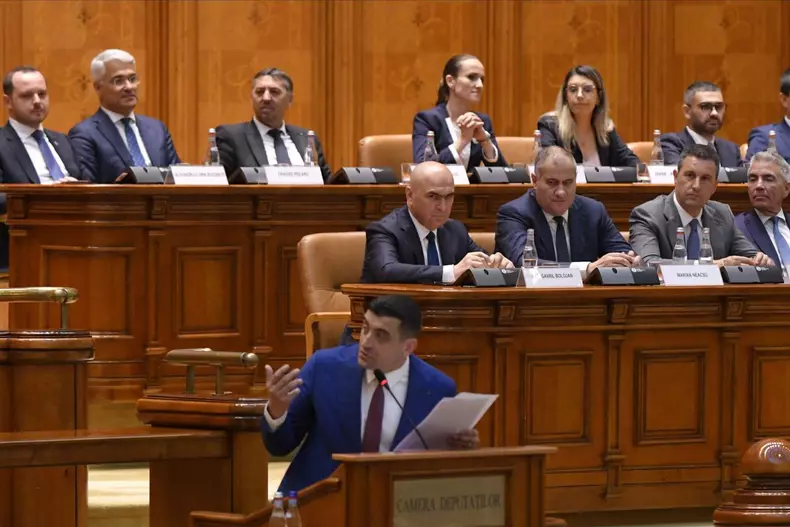 BUCURESTI - PARLAMENT - SEDINTA IN PLEN - VOT DE INVESTITURA A C