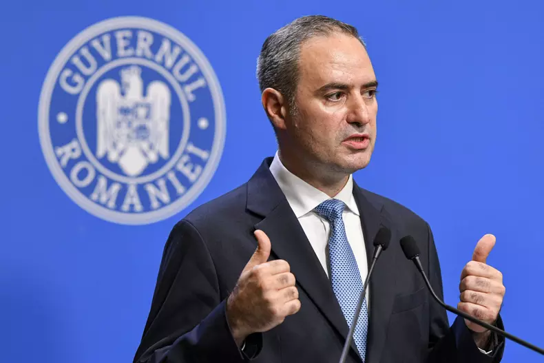 BUCURESTI - GUVERN - CONFERINTA DE PRESA - ALEXANDRU NAZARE