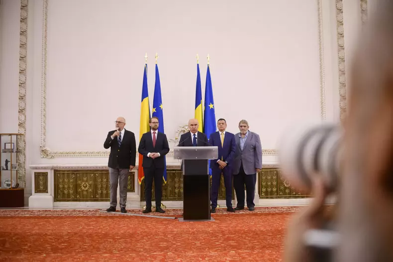 BUCURESTI - ACORD COALITIE - GUVERN