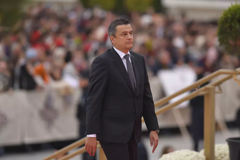 BUCURESTI - CEREMONIE DE SFINTIRE A PICTURII CATEDRALEI MANTUIRI