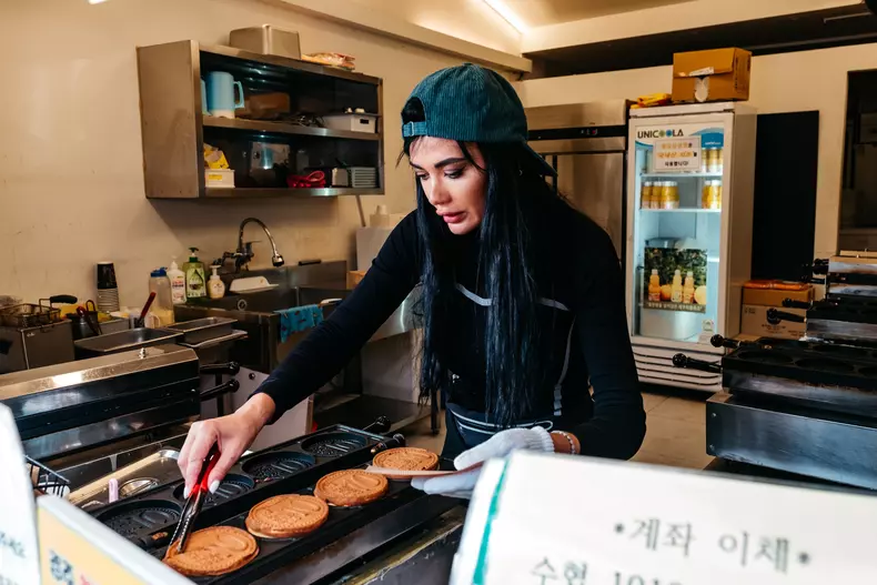 574061357_1349038006618045_5397827899993210075_n