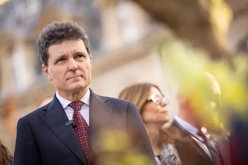 Inauguration of the Nicolae Titulescu walkway by Anne Hidalgo and the President of Romania - Paris AJ