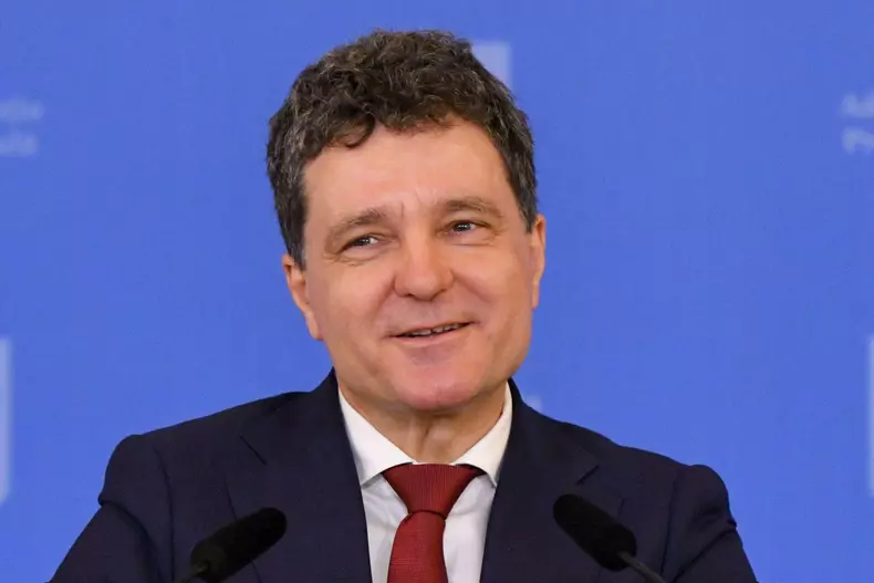 BUCURESTI - CONFERINTA DE PRESA - NICUSOR DAN