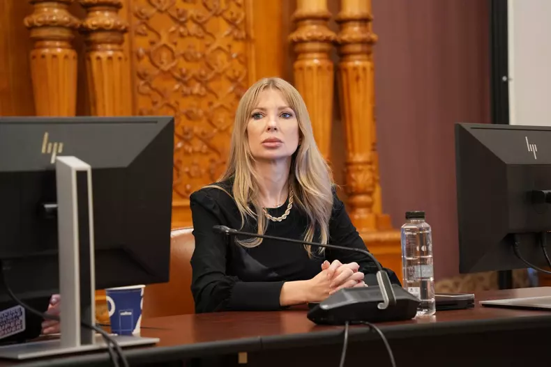 Victoria-Stoiciu-15
