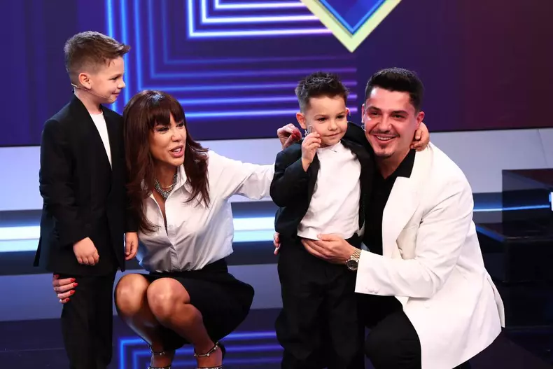 Bogdan de la Ploiești copii și Denise Rifai