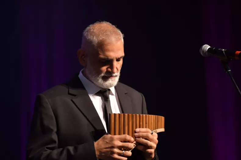 Damian Drăghici5