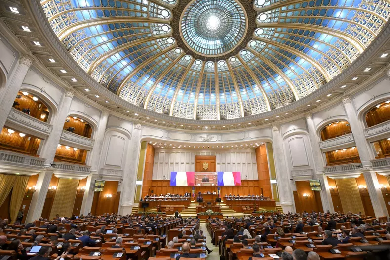 BUCURESTI - PARLAMENT - SEDINTA SOLEMNA COMUNA - ZIUA NATIONALA