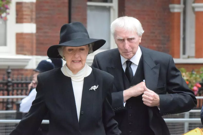 WESTMINSTER CATHEDRAL, LONDON, 16 September. Dame Penelope Keith arrives for the funeral of HRH The Duchess of Kent. Credit: James Taylor/Alamy Live News