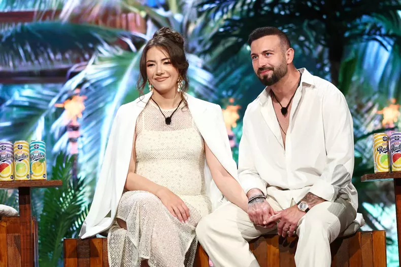 Francesca Sarao și Cristi Pungă1