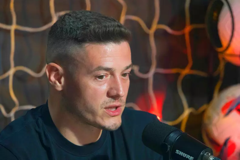 b71f12df-f378-401d-8252-ecb6d01cee0b