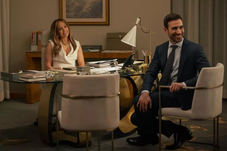 2026 - OFFICE ROMANCE - Movie Set