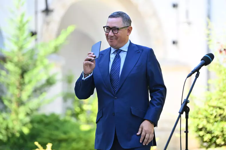 PALATUL COTROCENI - CONSULTARI DECLARATII - GRUP PARLAMENTAR UNI