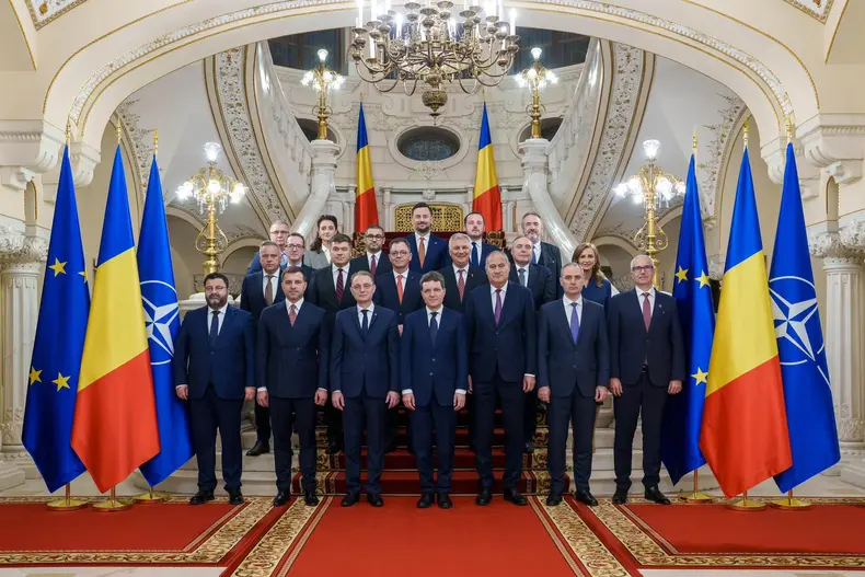 Nicușor Dan și Luca Niculescu noul premier2