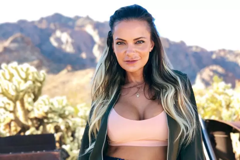 andreea antonescu artista