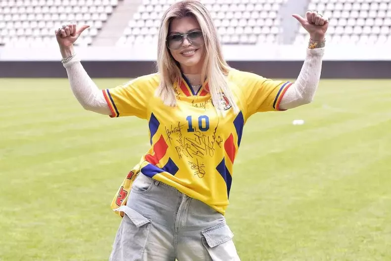 ac452ed8-a8b7-4360-a5c1-4fcfa7825ec1