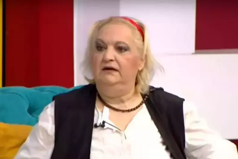 Marinela Chelaru4