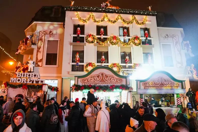 targul-de-craciun-craiova-2025-15-1536x1025