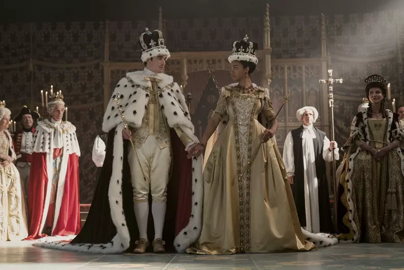 Netflix a lansat primul trailer pentru „Queen Charlotte A Bridgerton Story” (7)