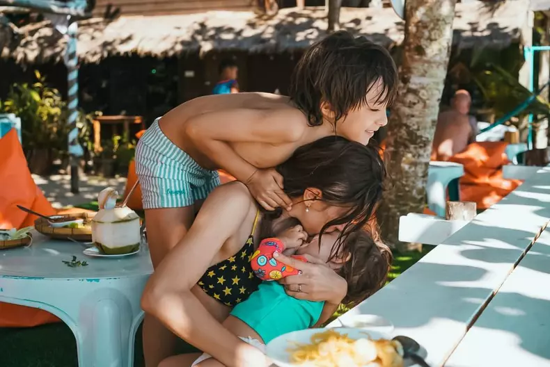 Dana-Rogoz-s-a-intors-din-vacanta-din-Thailanda-5