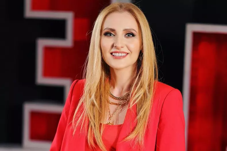 Anuntul-facut-de-Alina-Sorescu-la-o-saptamana-de-la-confirmarea-divortului-de-Alexandru-Ciucu-1