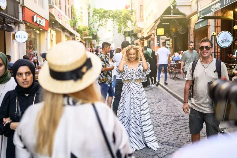 Simona Gherghe a împlinit 45 de ani. Ce surpriză i-au făcut copiii