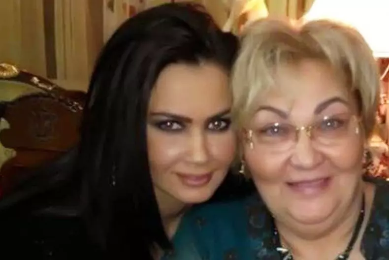 Oana Zăvoranu și mama ei, Mărioara Zăvoranu