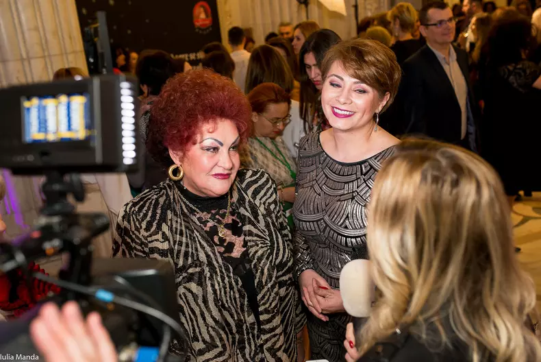 Elena Merișoreanu a trecut printr-o operație