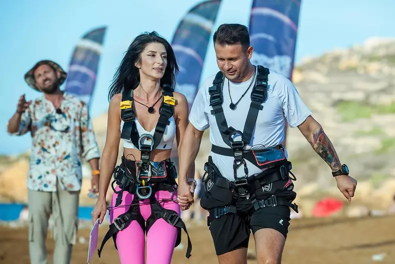 Robert și Elena Tudor de la Power Couple 2025, despre prima lor întâlnire  (6)