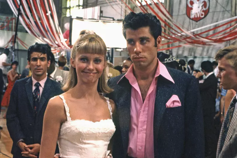 ArchivalJohn Travolta, în lacrimi la Premiile Oscar 2023. Omagiul emoționant adus Oliviei Newton-John Cinema and Entertainment