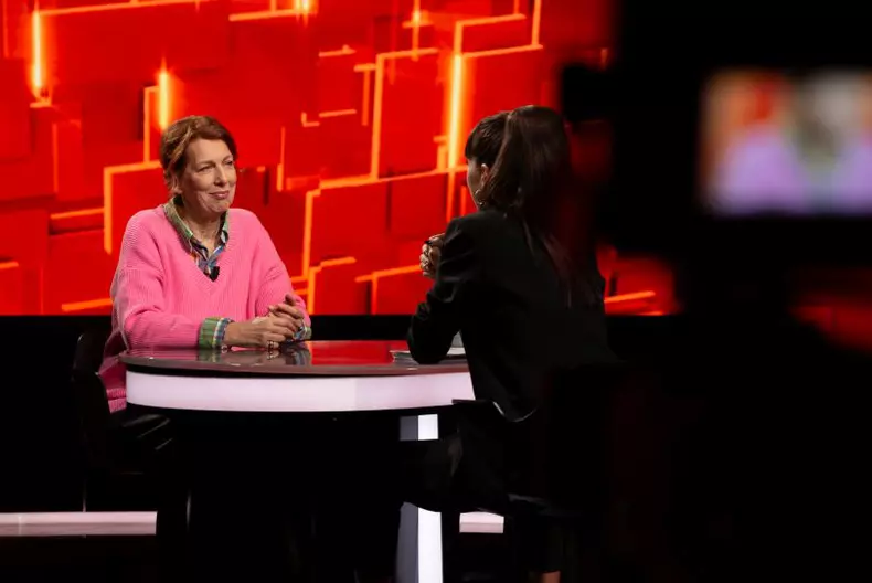 BRIANNA_CARADJA_40 de intrebari cu Denise Rifai Kanal D