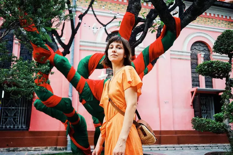 Dana Rogoz a plecat cu familia in Vietnam