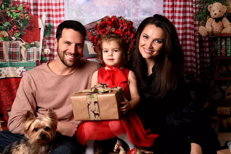 Adi-Nartea-si-familia