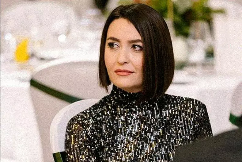 Amalia-Nastase-intro-1