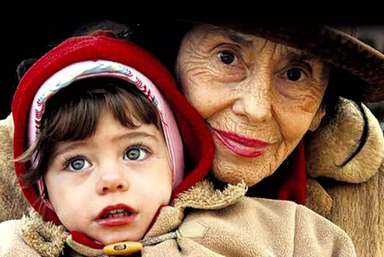 Adriana-Iliescu-Eliza-fotografie