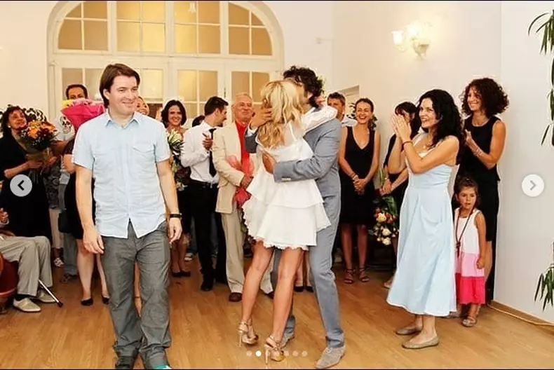 Dana-Rogoz-8-ani-casnicie1