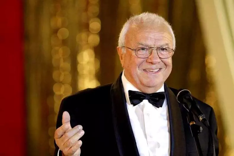 Alexandru-Arsinel-1-1024x685-1024x685