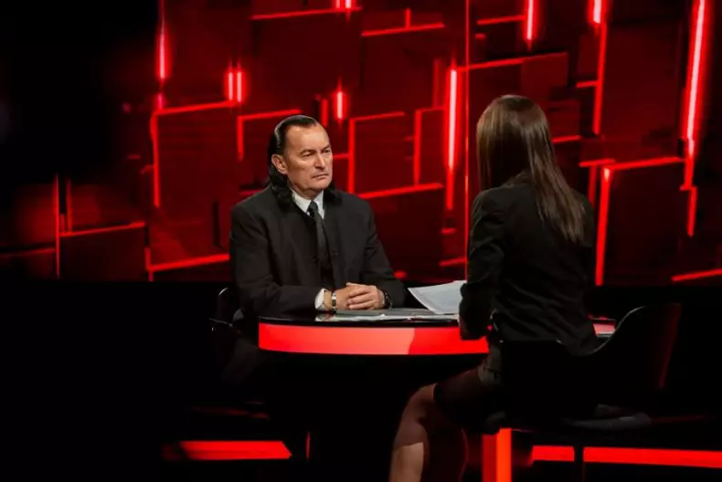 miron-cozma-la-40-de-intrebari-cu-denie-rifai-2-crop-1621582353