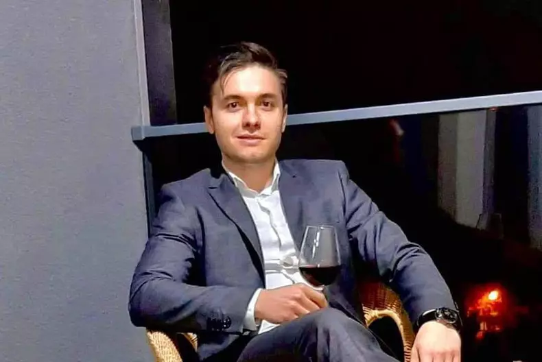 albert-oprea-survivor-1