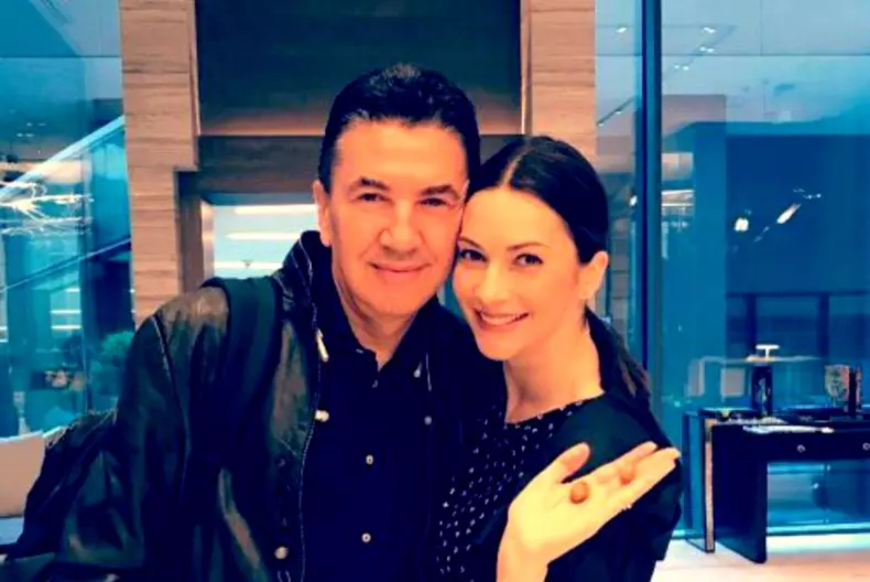 Andreea-Berecleanu-_i-Constantin-Stan-4-500x500-1-1024x685-1