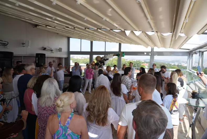 andreea-esca-a-implinit-50-de-ani-11