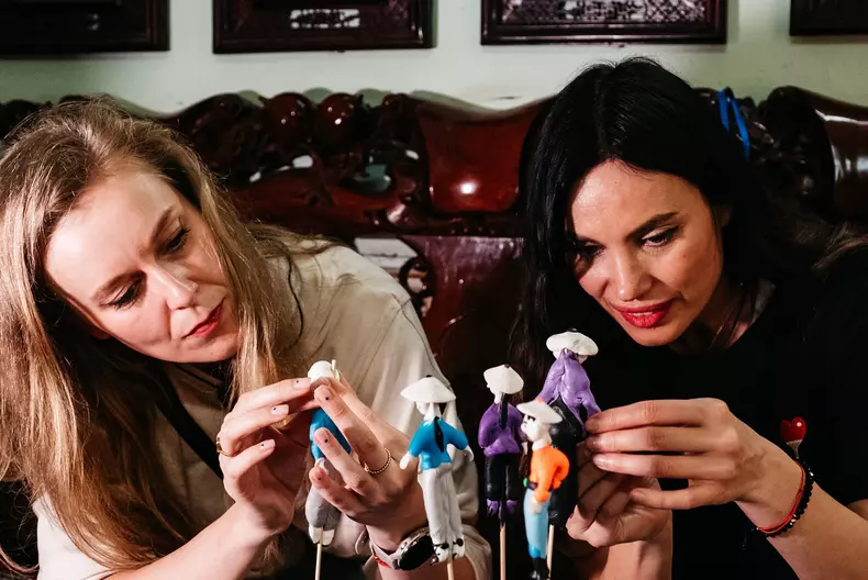 Cati-bani-ar-fi-primit-Alina Puscau-si-Cristina-Postu-la-Asia-Express-2025-7