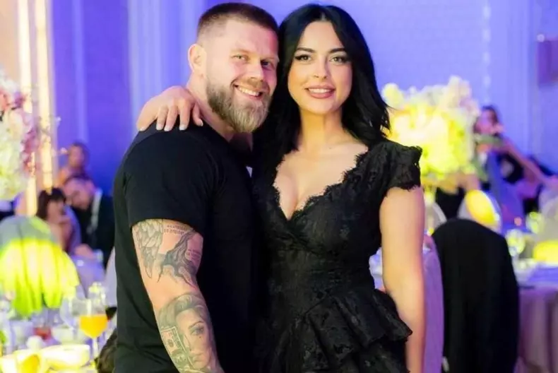 ema oprisan-razvan kovacs (2)