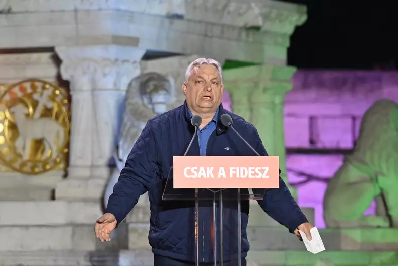 Orban Finishing His National Campaign Tour In Budapest