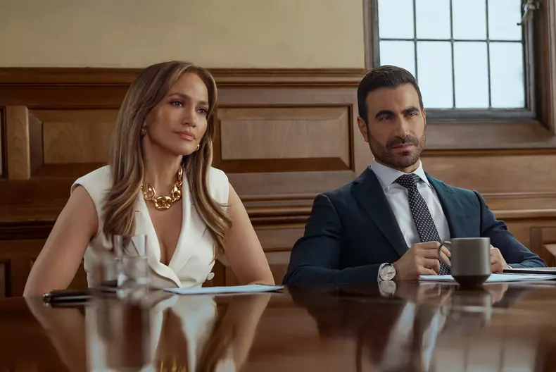 2026 - OFFICE ROMANCE - Movie Set