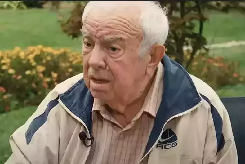 alexandru-arsinel3