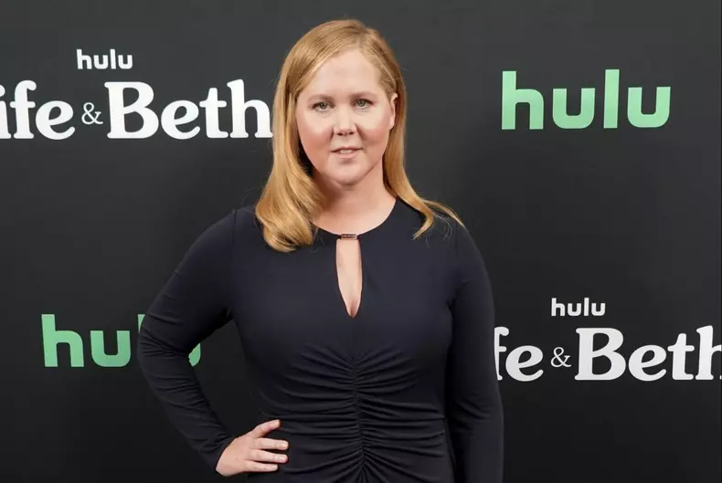 Motivul pentru care Amy Schumer îl vrea pe Volodimir Zelenski la Premiile Oscar 2022