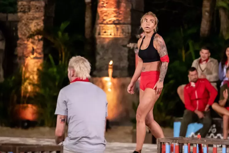 larisa-uta-eliminata-survivor-romania (4)